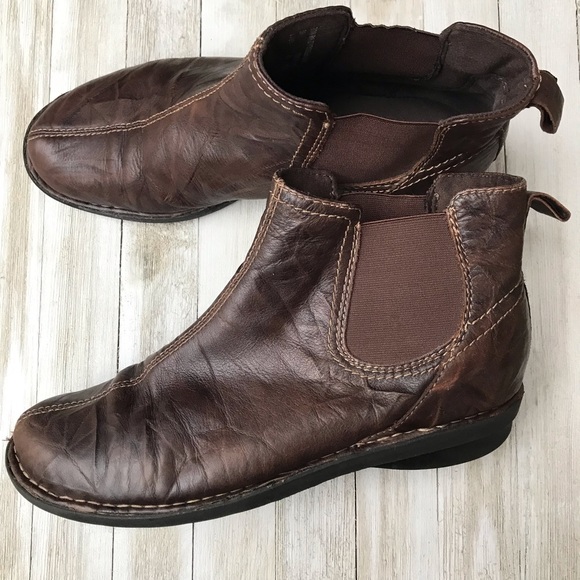 Clarks Shoes - Clarks Leather Ankle Boots 10